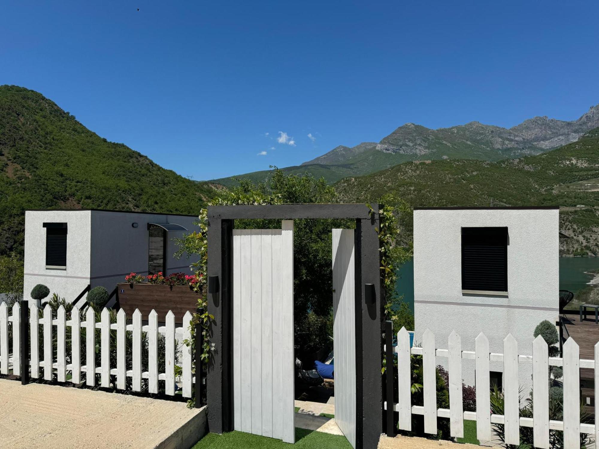 Koman Paradise By Romina Shkodra Exterior foto